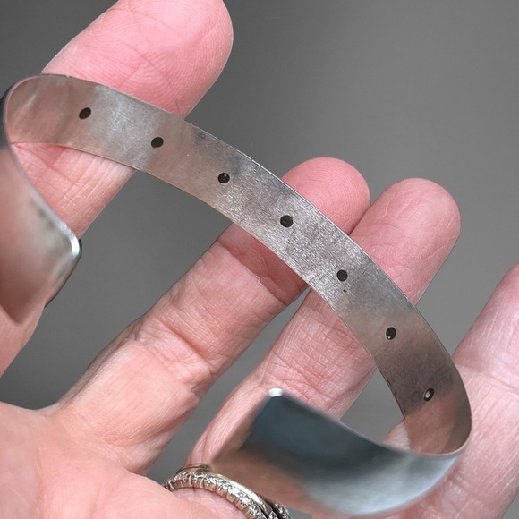 🌺SALE! Vintage Artisan Sterling Bracelet - Picture 10 of 11